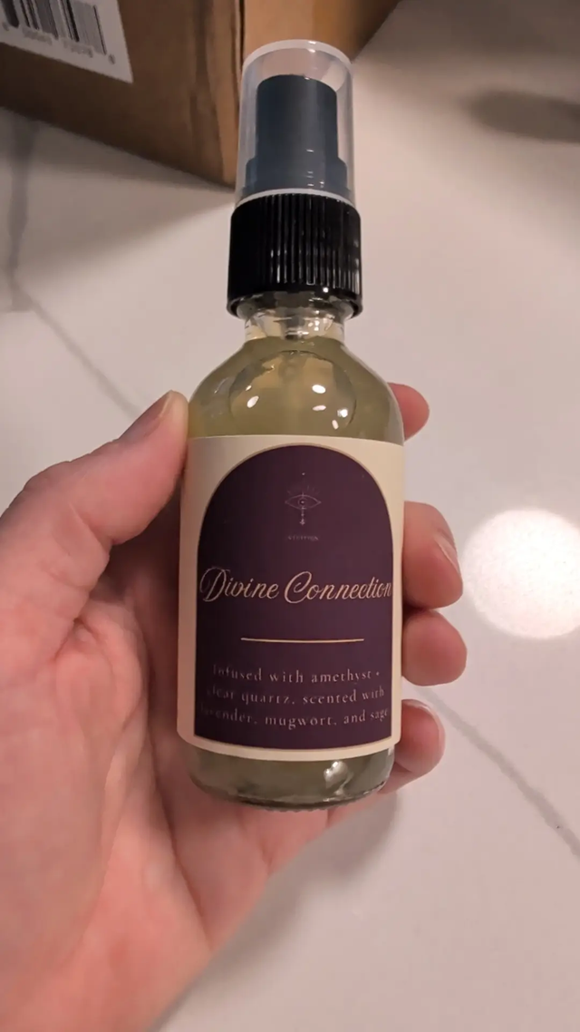 Divine Connection  — Crystal Infused Room & Ritual Spray